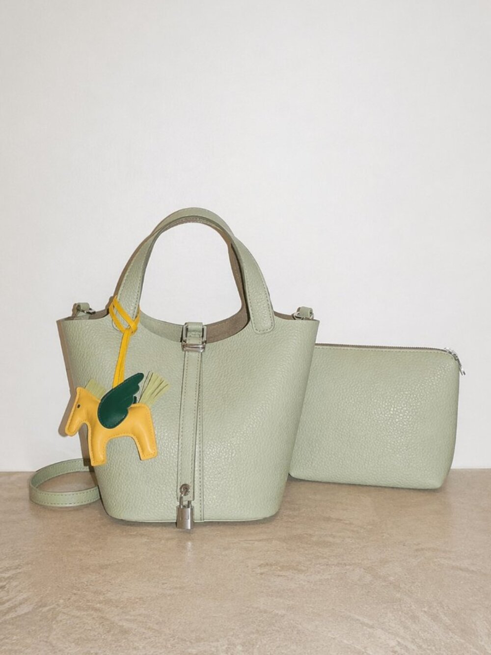 TU.LUXE Chloe Lock Bag with pouch, crossbody strap, Mint Green, New Vegan